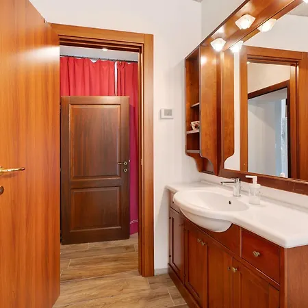 Holiday home Laghi E Monti
